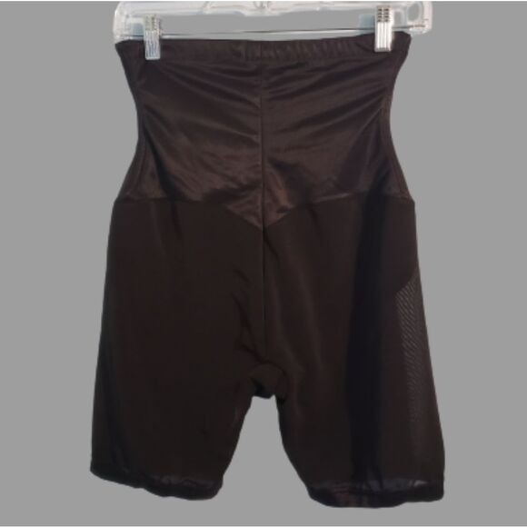 BODYSHAPER SHORT SIZE L - Picture 2 of 3
